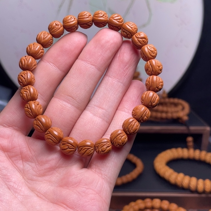 Z***y桃核手串10黑龙手串