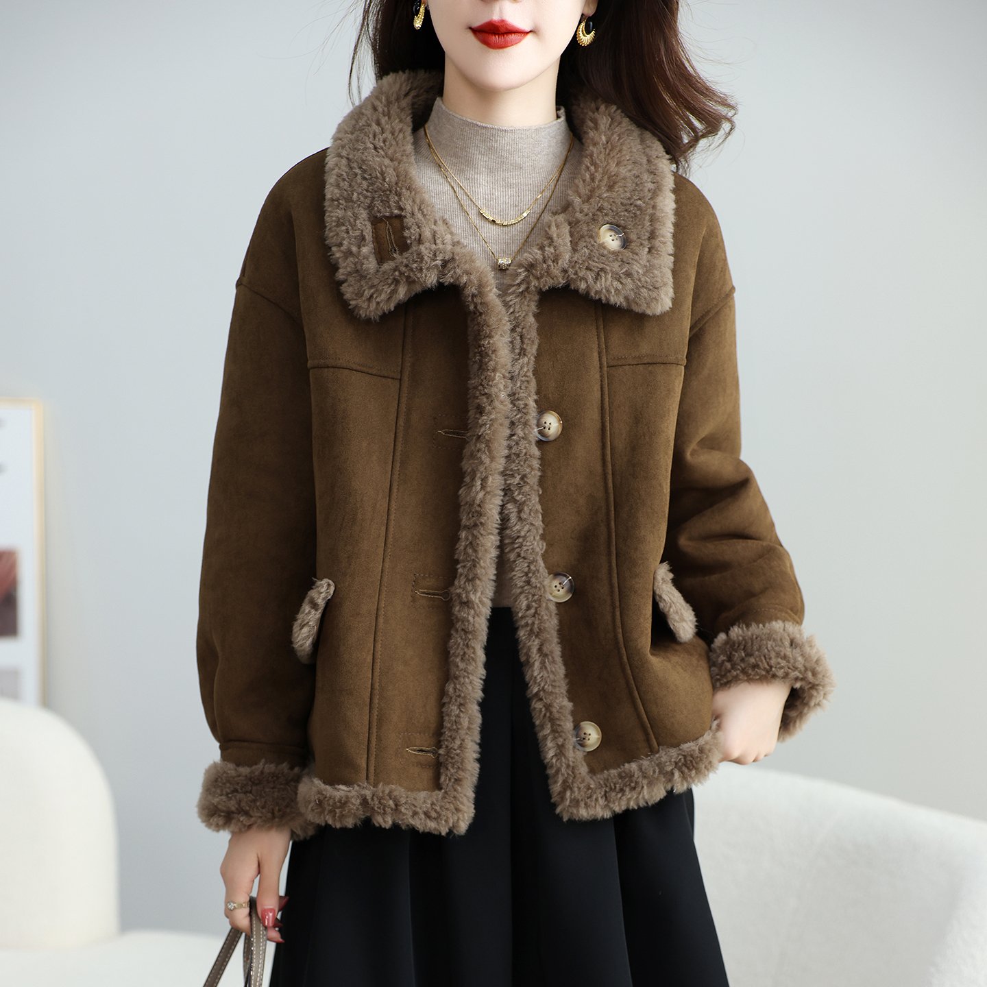  爆款时尚休闲保暖加厚外套女短款2025冬季新款双面可穿大衣百搭