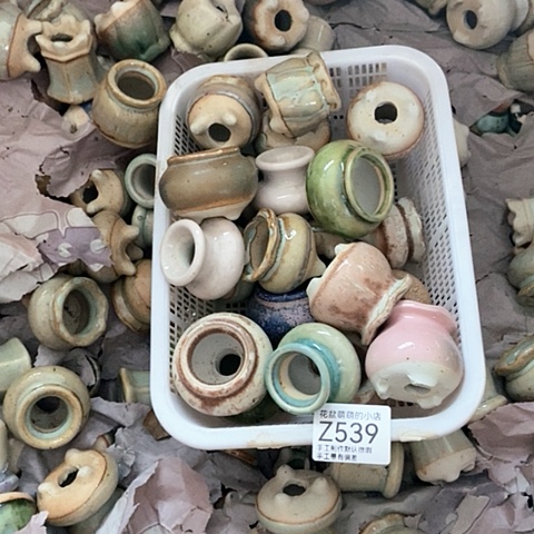 紫砂花盆539瑕疵品口径3厘米无售后左右