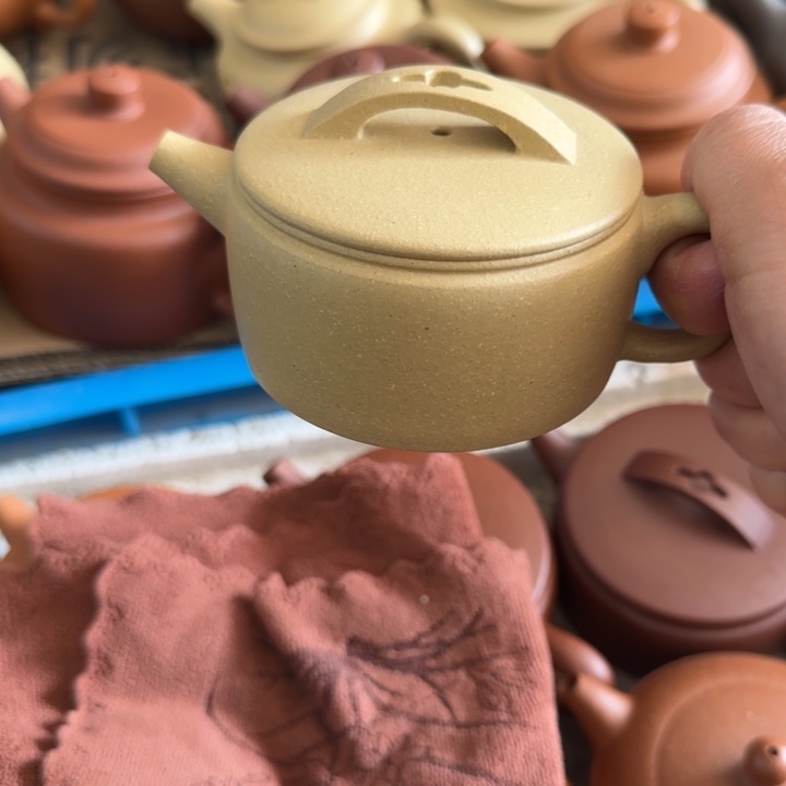 紫砂茶壶梨皮本绿140cc