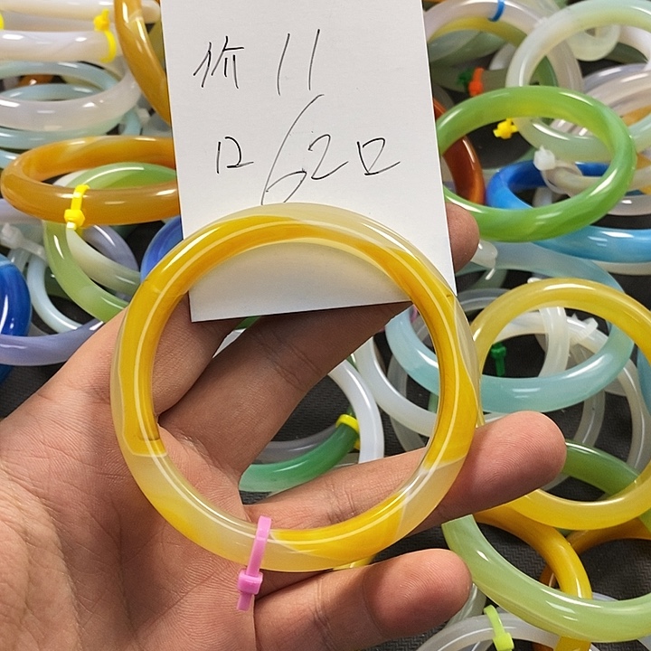 玛瑙/玉髓未镶嵌手镯