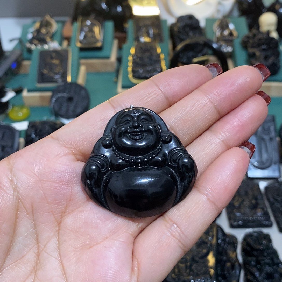 蛇纹石玉颈饰未镶嵌酱*