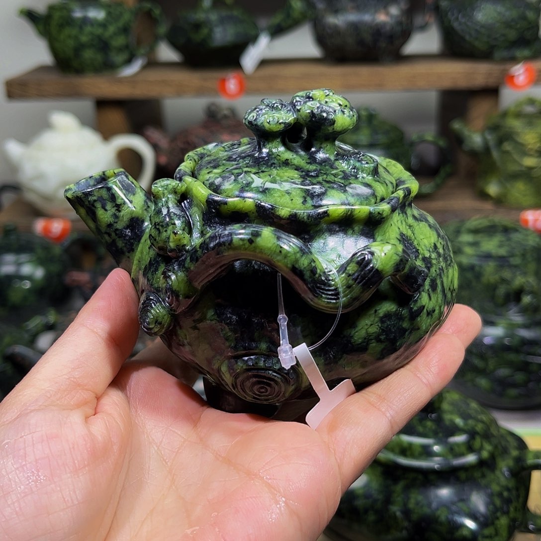 石材藏玉药王石精品壶