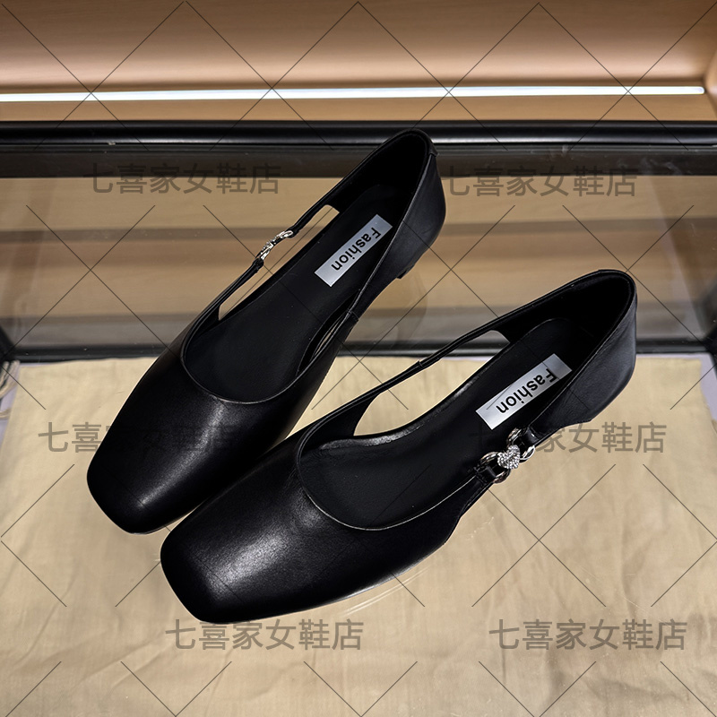 2025年春夏新款时尚百搭优雅法式凉鞋女D26035