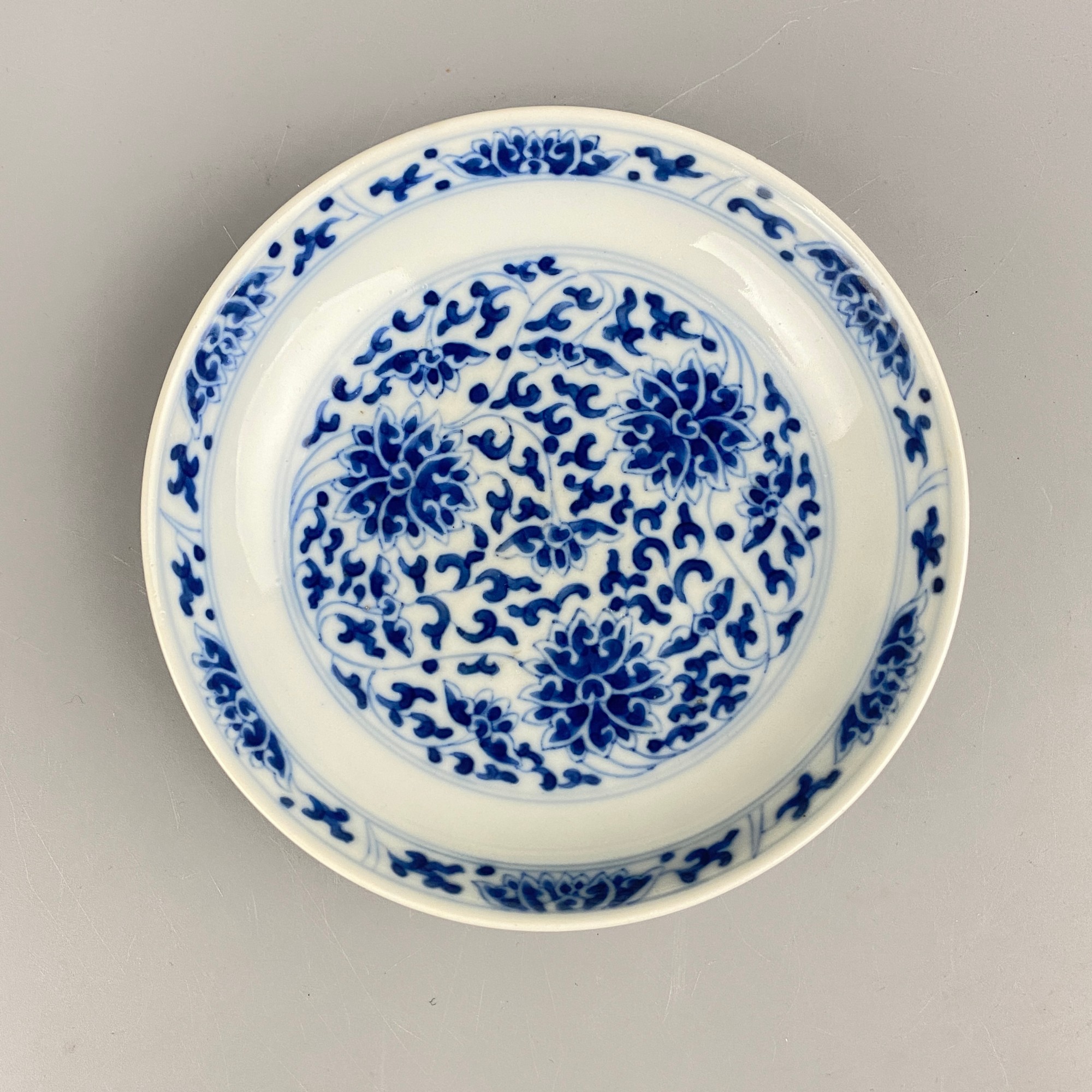 清道光青花缠枝莲纹盘【古董拍卖】Y225Lx0228014