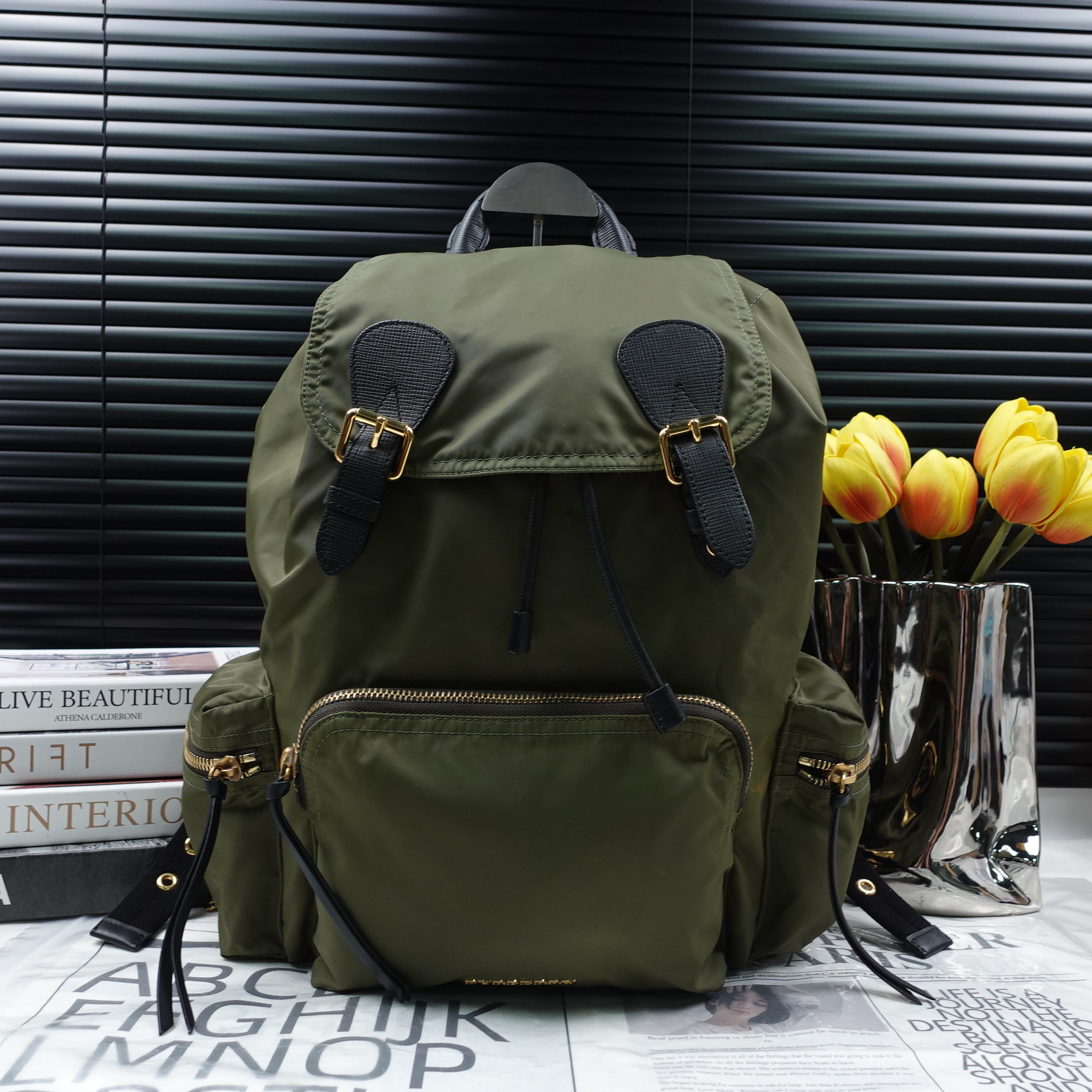 95新 BURBERRY/博柏利 巴宝莉/双肩包/T10338142