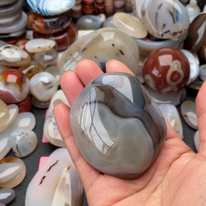 R***～玛瑙/玉髓未镶嵌玉髓马达加斯加玉髓玛瑙