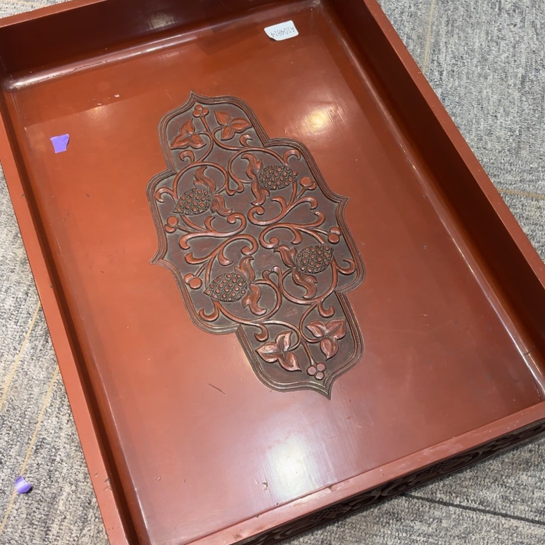 元***术非常喜欢这个瓷器