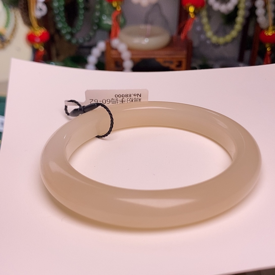 和田玉藕粉老料手镯60圈未镶嵌