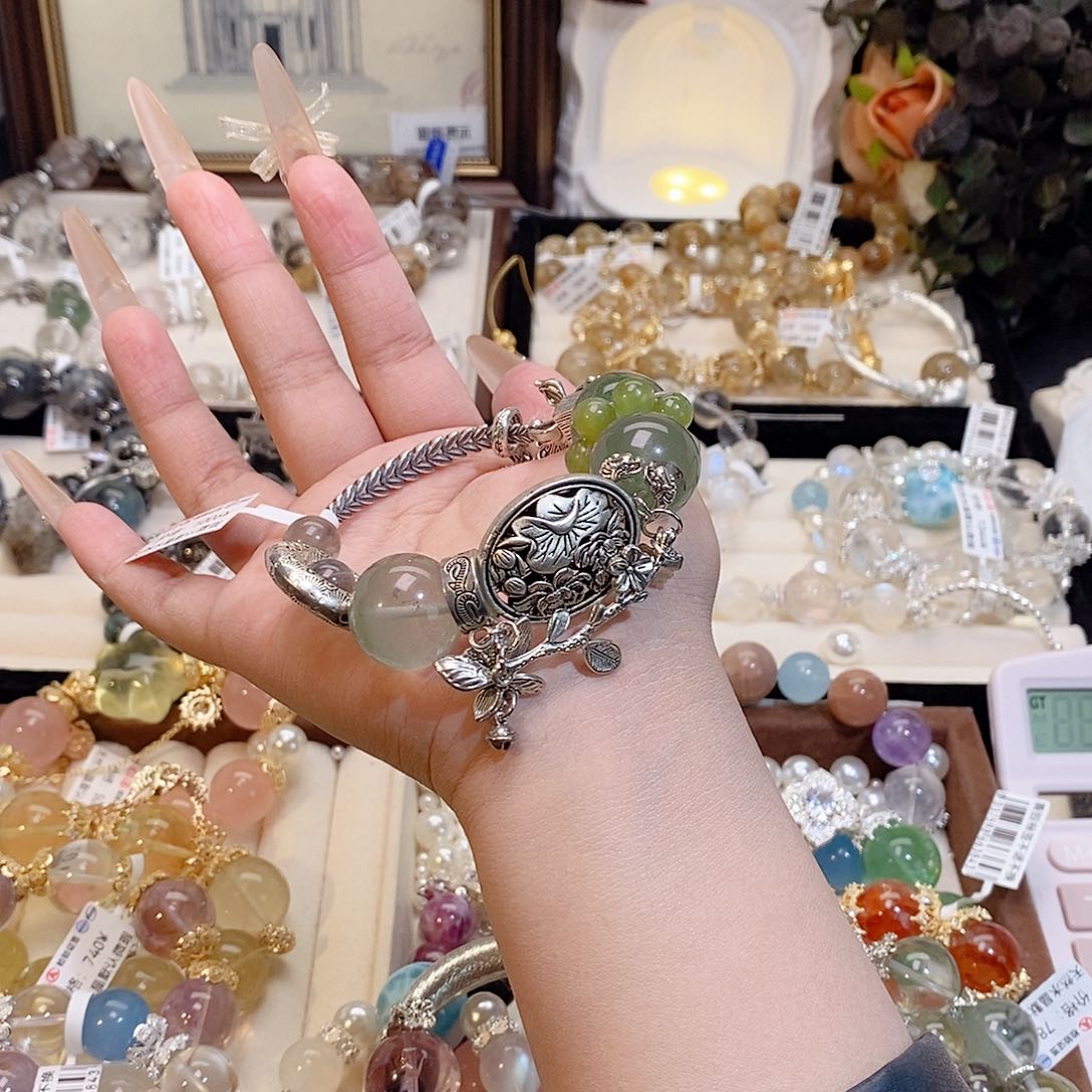 水晶手链未镶嵌?****?水晶