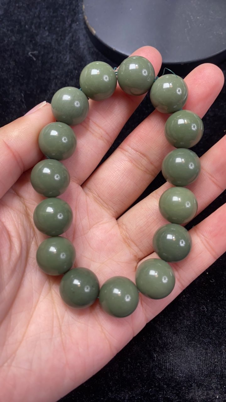 纯天然和田玉新疆河道沙枣青卡14圆珠