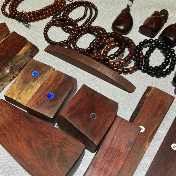 20-50印度小叶紫檀木方一物一拍截图为准