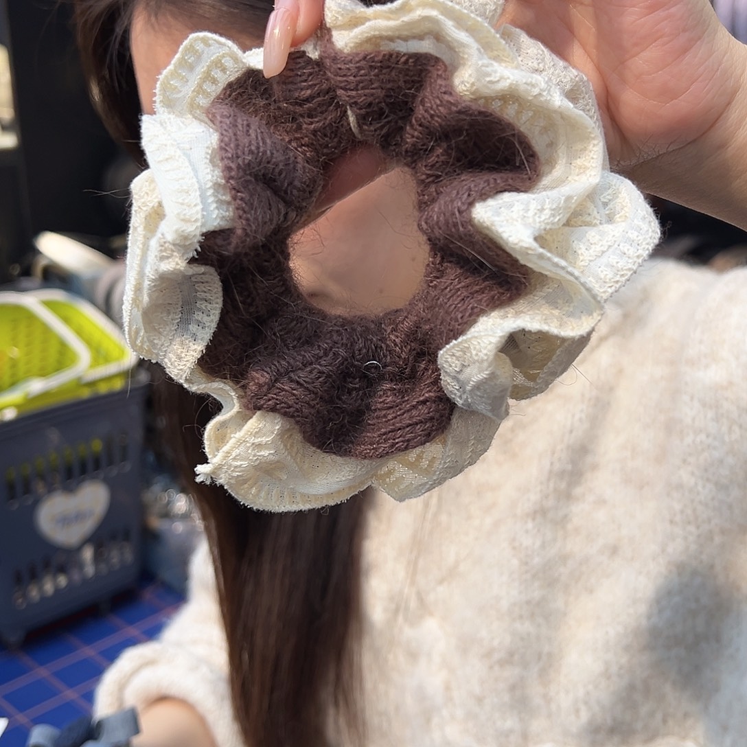 布艺铁合金肠圈哦