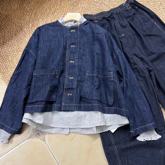 圆领春秋休闲蓝色短款牛仔外套