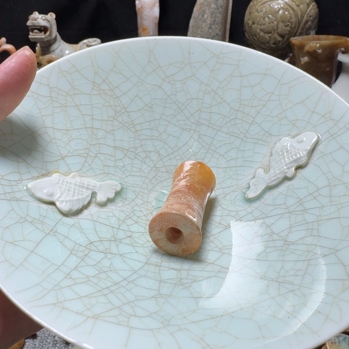 无***人瓷片双鱼青瓷开片大碗