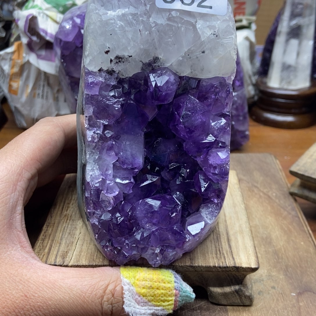 紫晶大型摆件（非配饰）未镶嵌