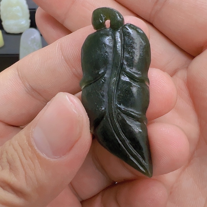 和田玉未镶嵌吊坠(不含链)