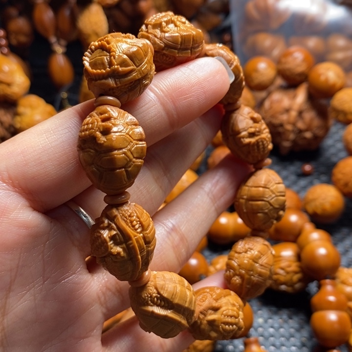 吊坠橄榄核富甲天下