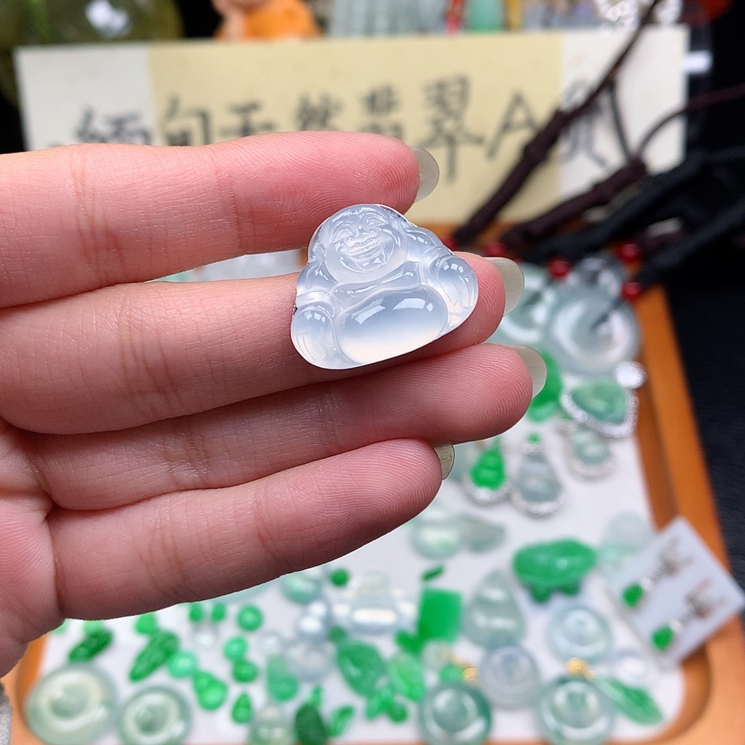 翡翠裸石缅甸天然A货翡翠冰种佛公