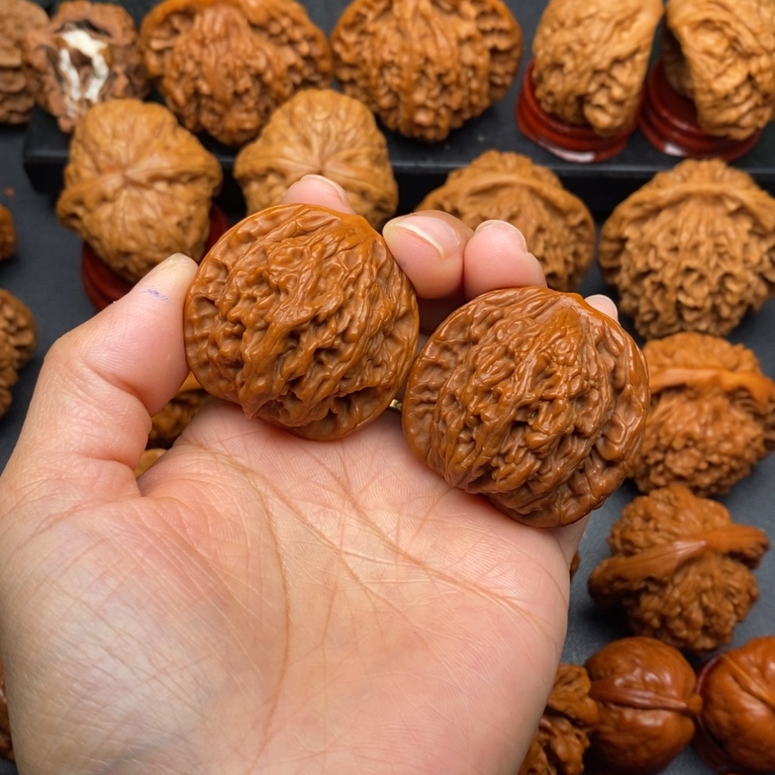 文玩核桃把件39虎头色差介意勿拍