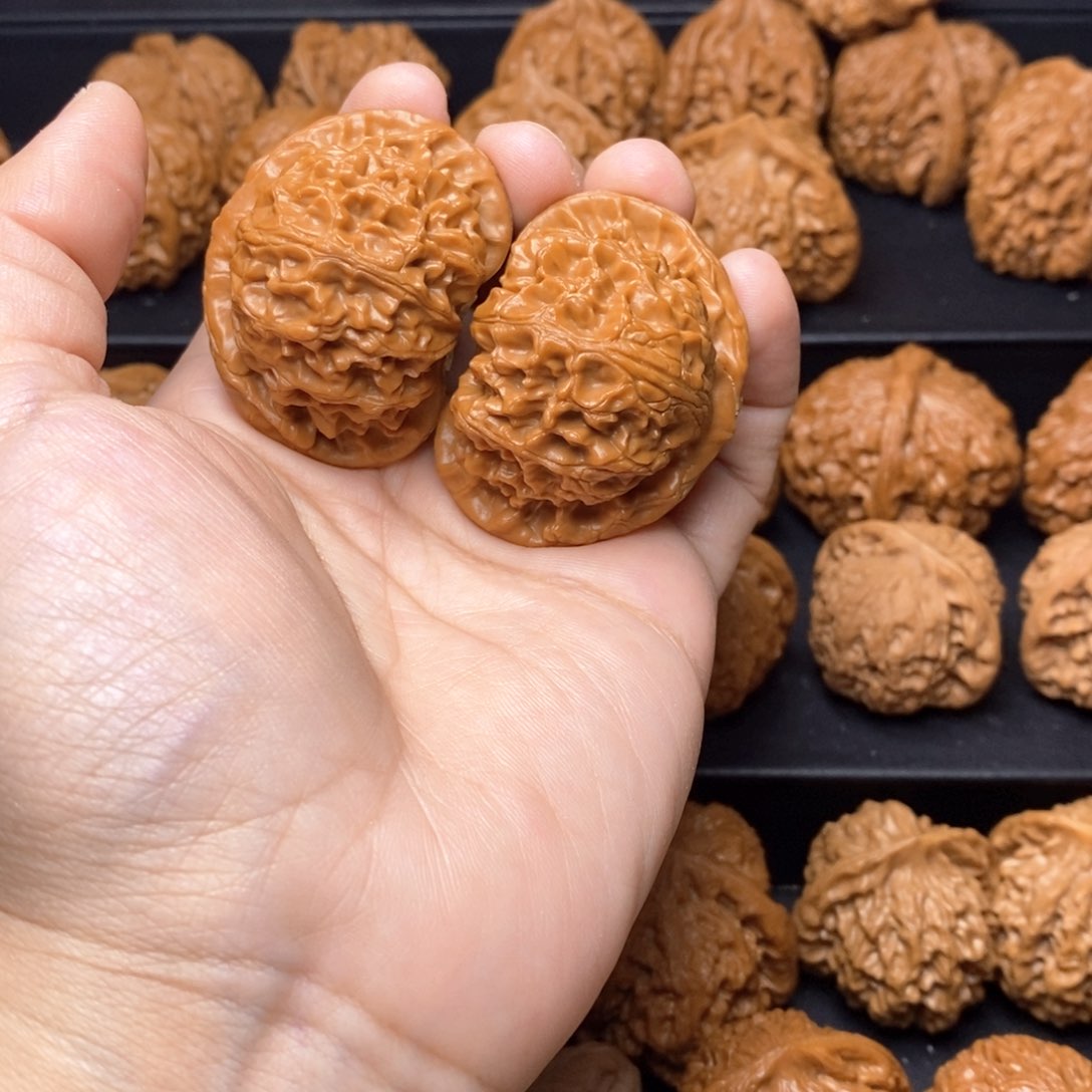 文玩核桃把件路*宫灯