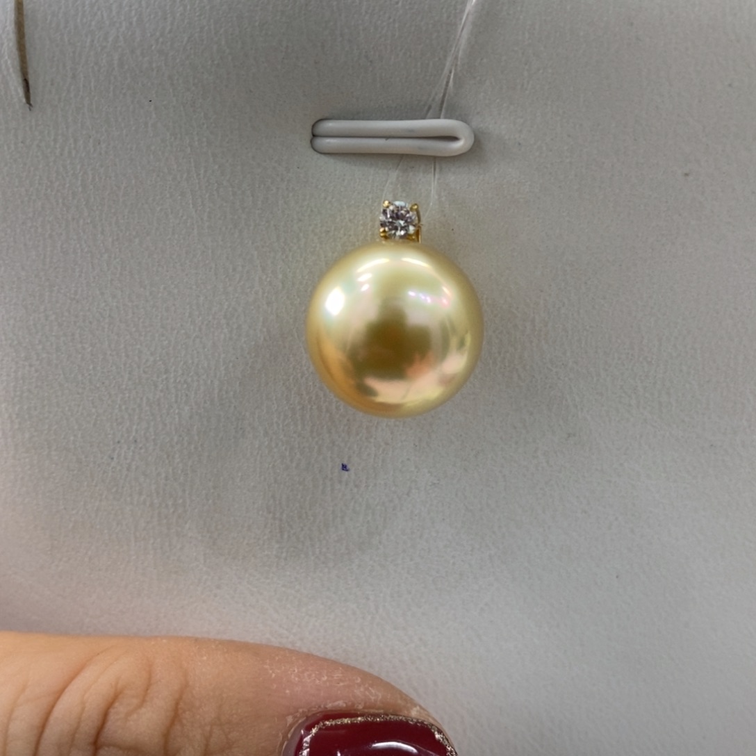 海水珍珠颈饰18K金镶嵌12-13m m