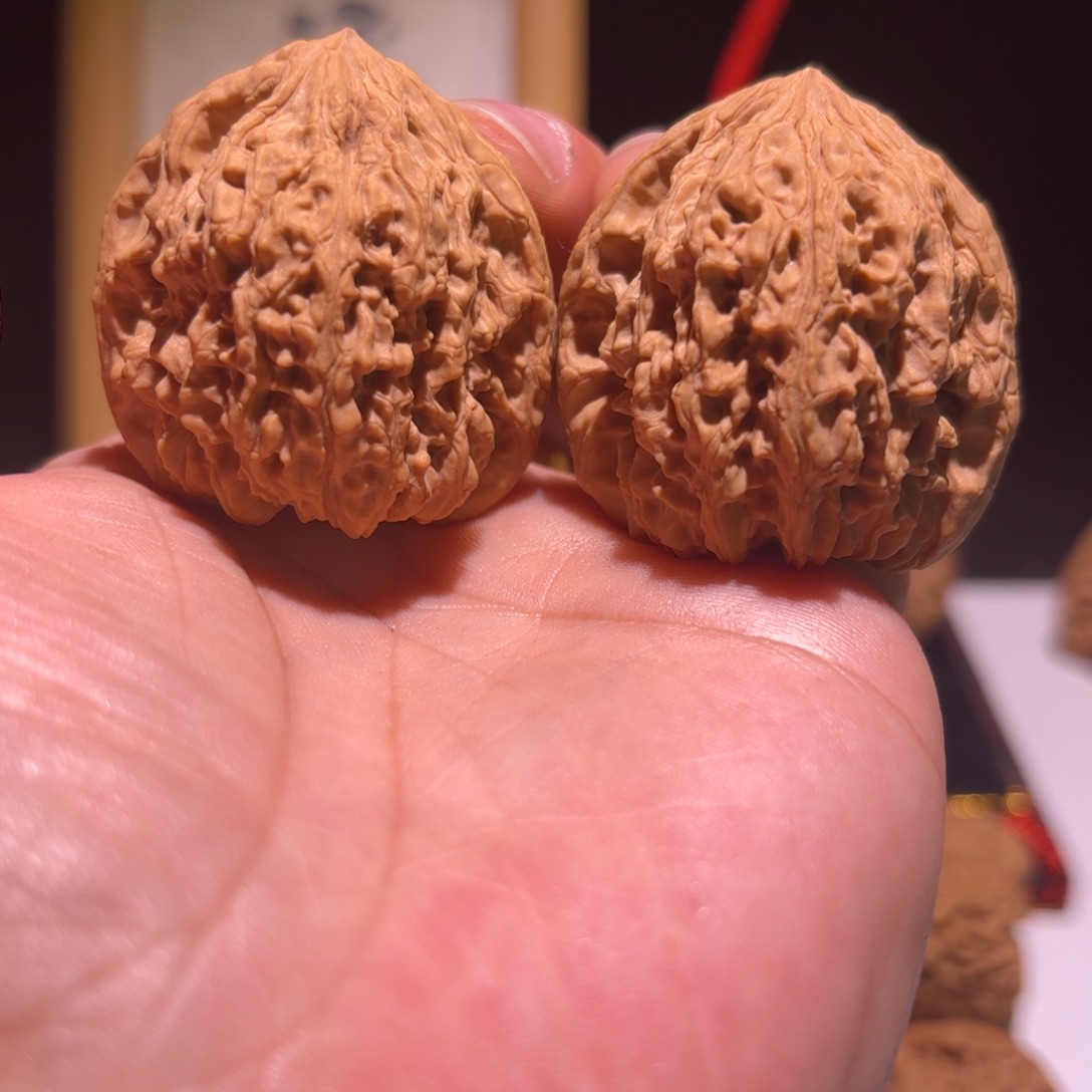 桃核把件南将40炮弹凹底