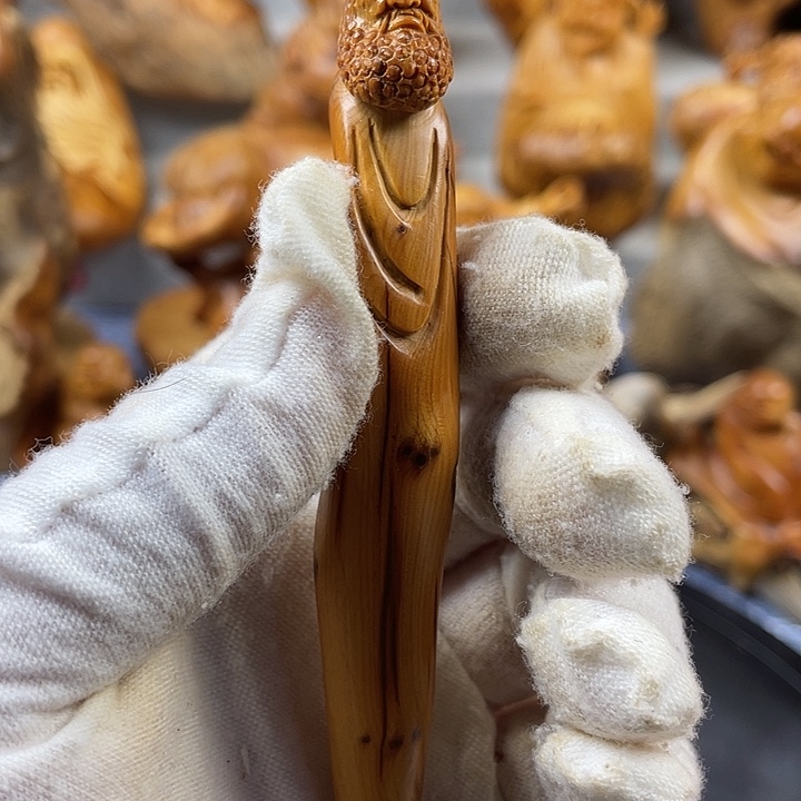 柏木（崖柏）达摩手把件