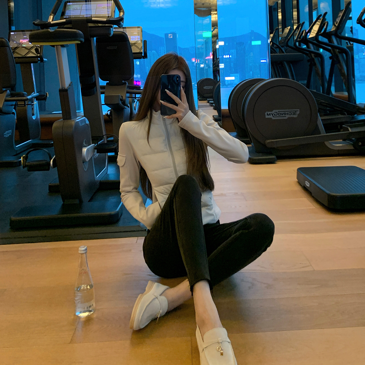 11/10  titi小姐姐【美腿攻略】高弹磨毛显瘦加绒小脚牛仔裤