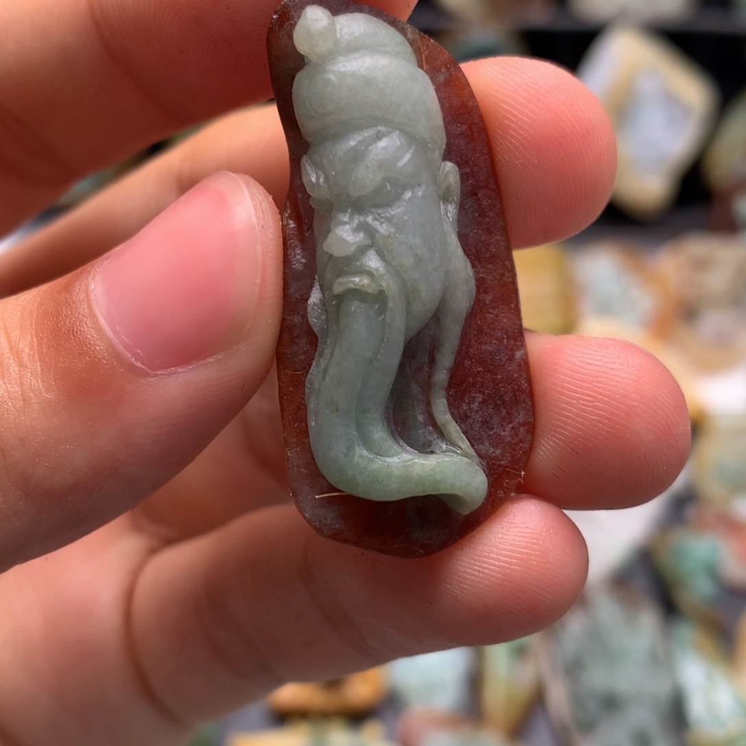 定制翡翠未镶嵌翡翠