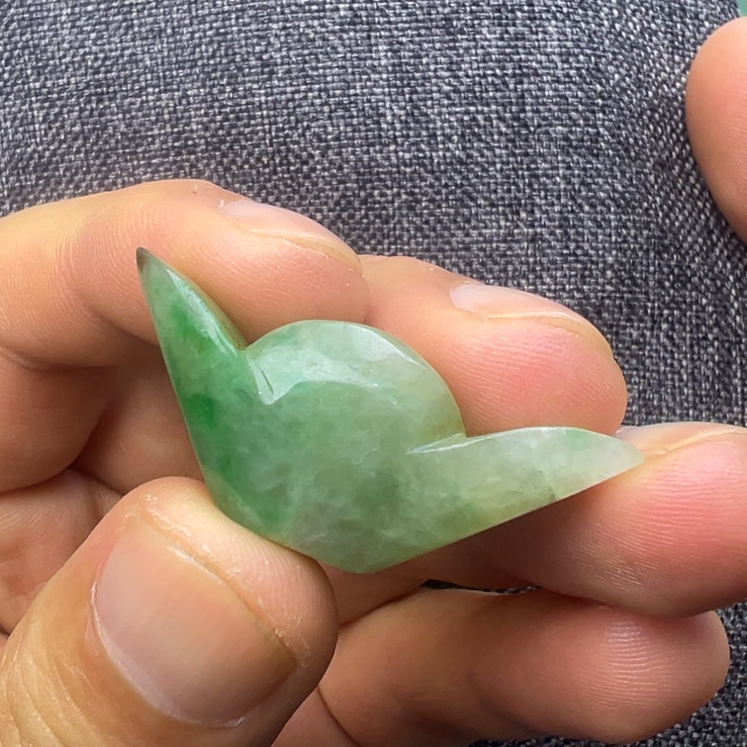 翡翠未镶嵌颈饰66666