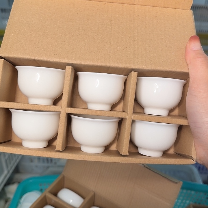 孤品专场羊脂玉反口杯45六个一组