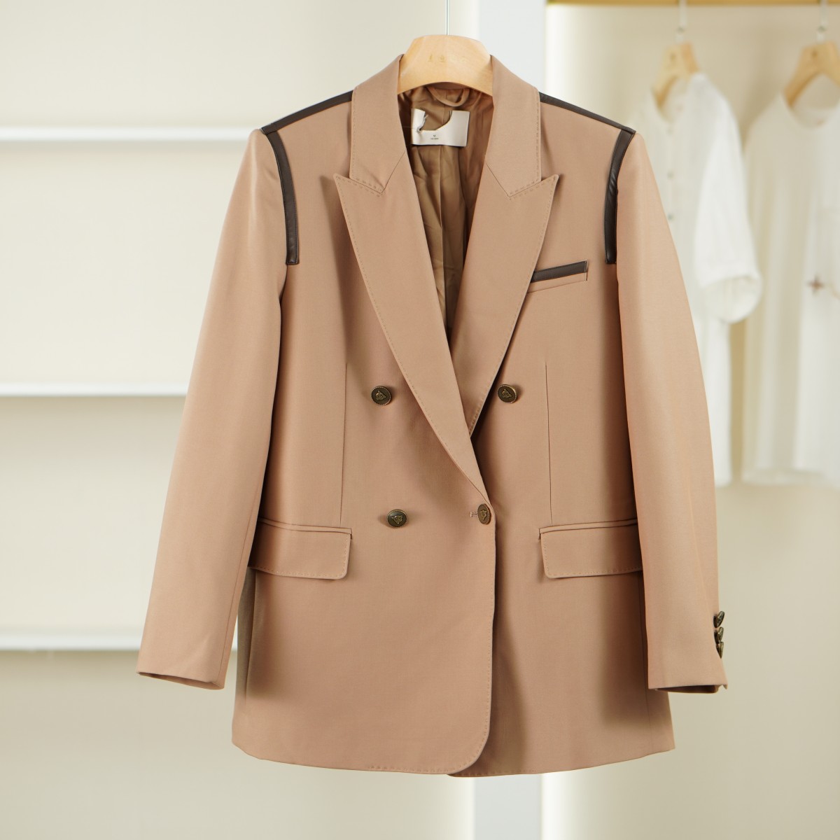 麦迪尚品【依X】50803268 春季时尚宽松西服外套品牌撤柜女装