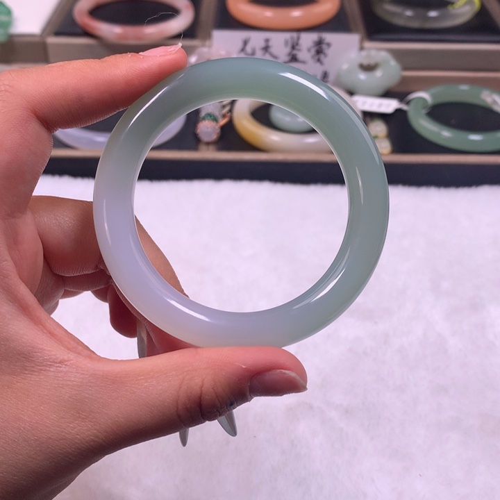 玛瑙/玉髓手镯未镶嵌@*Y