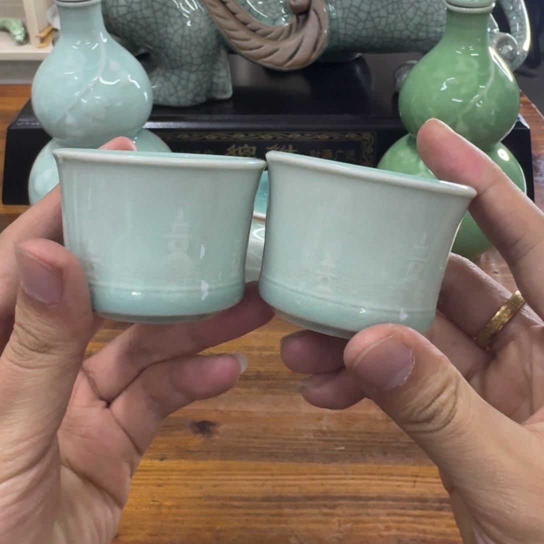 龙泉青瓷茶具微瑕7011