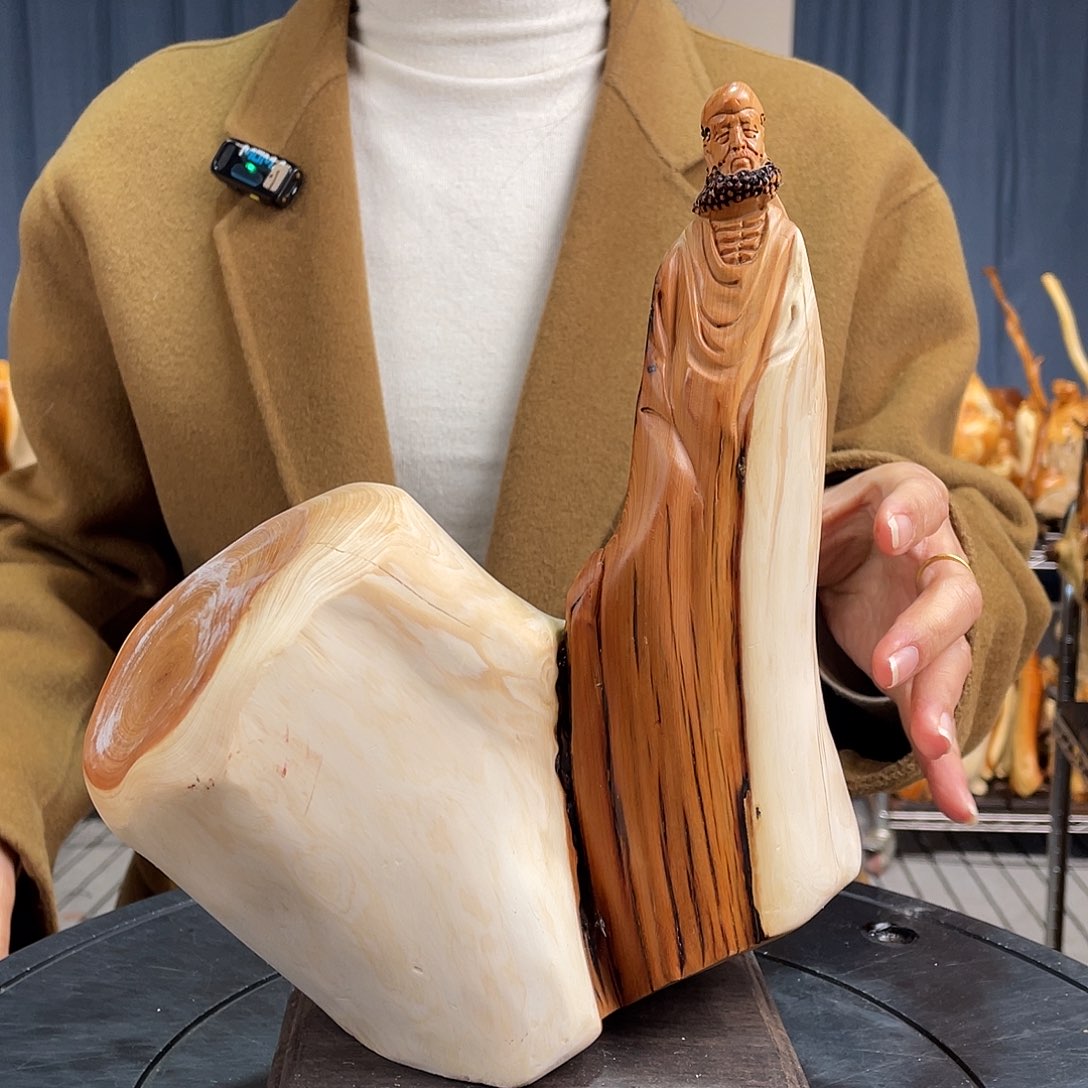 柏木（崖柏）随型艺术根雕