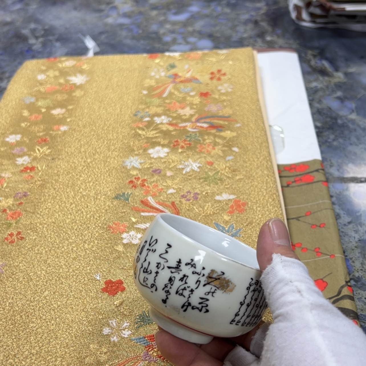 【闪购商品】楼*渊陶瓷马克杯带盖勺