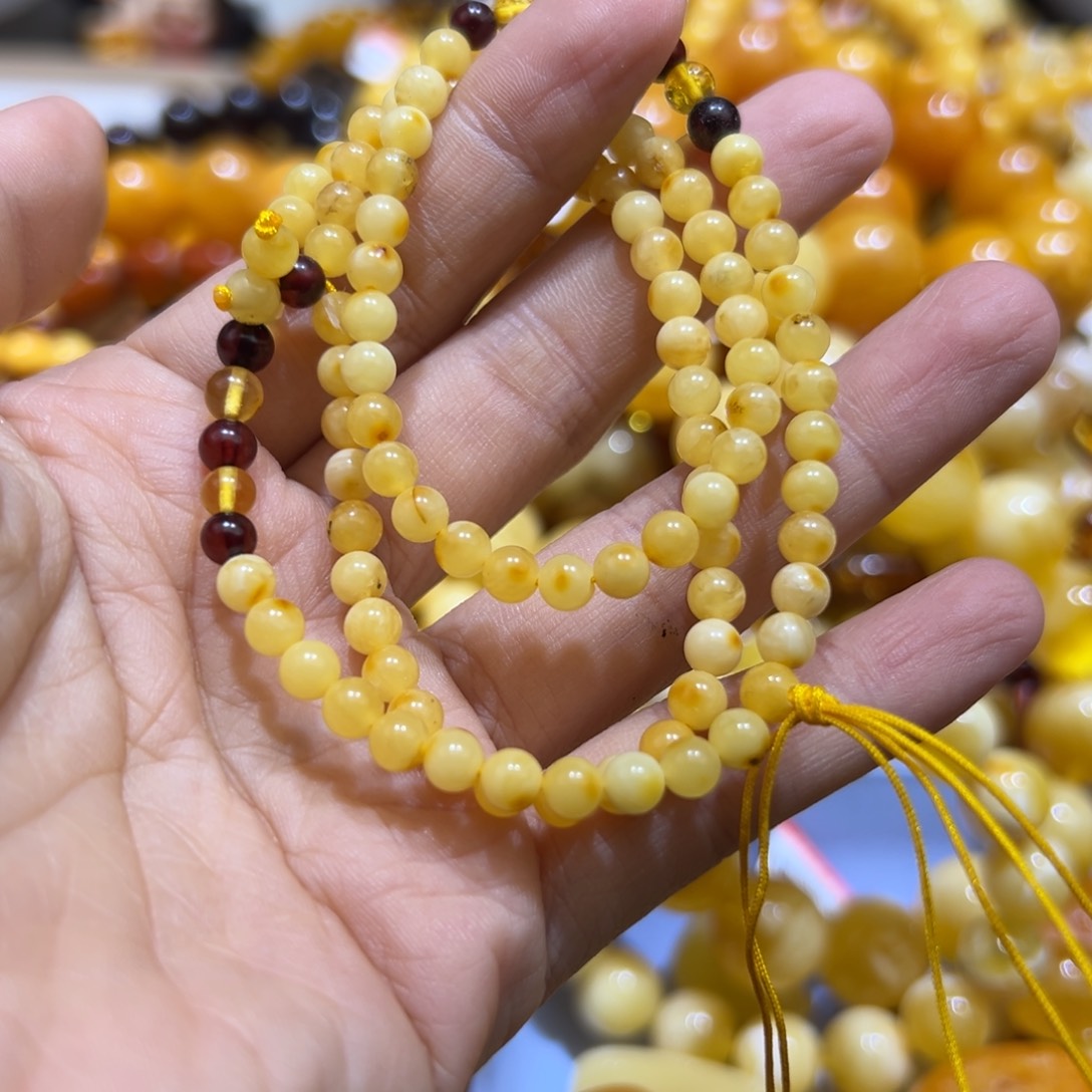 琥珀珠宝奇石未镶嵌