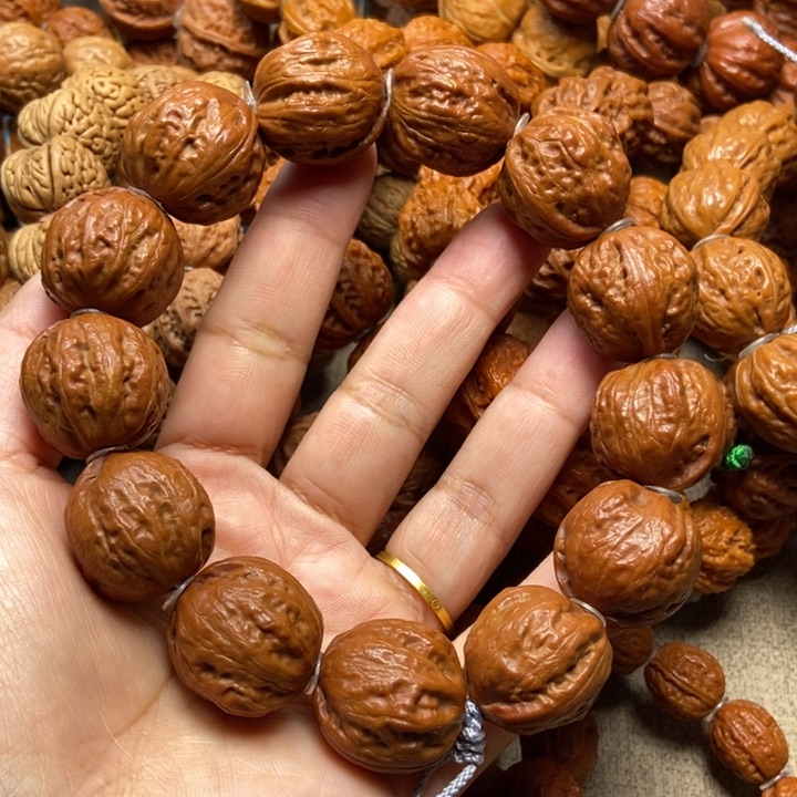 文玩核桃吊坠油皮蛤蟆