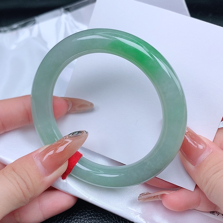 未镶嵌手镯翡翠55