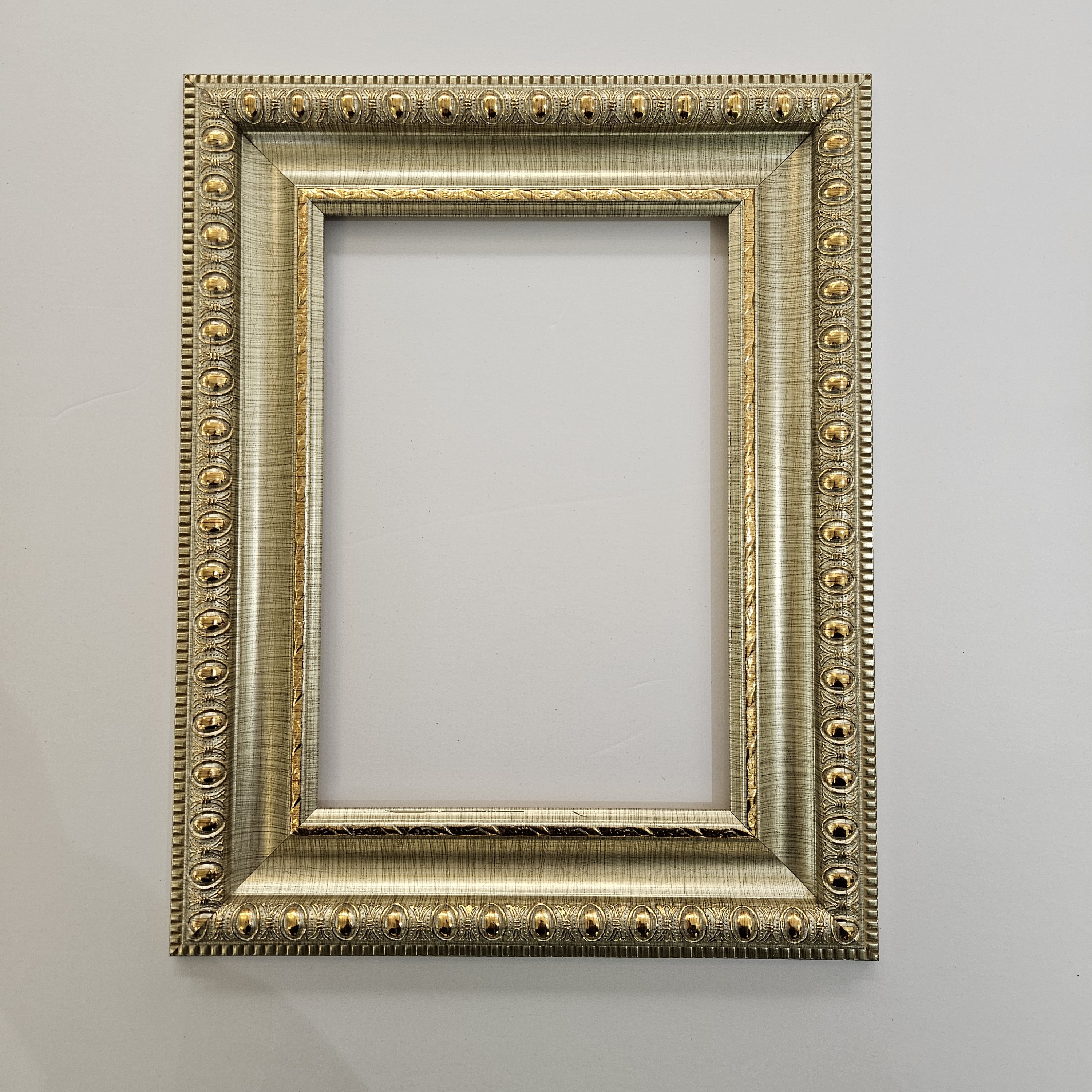 欧式创意小画框 可定做用于油画图片 外经33*42 内径A4 面宽7厘米