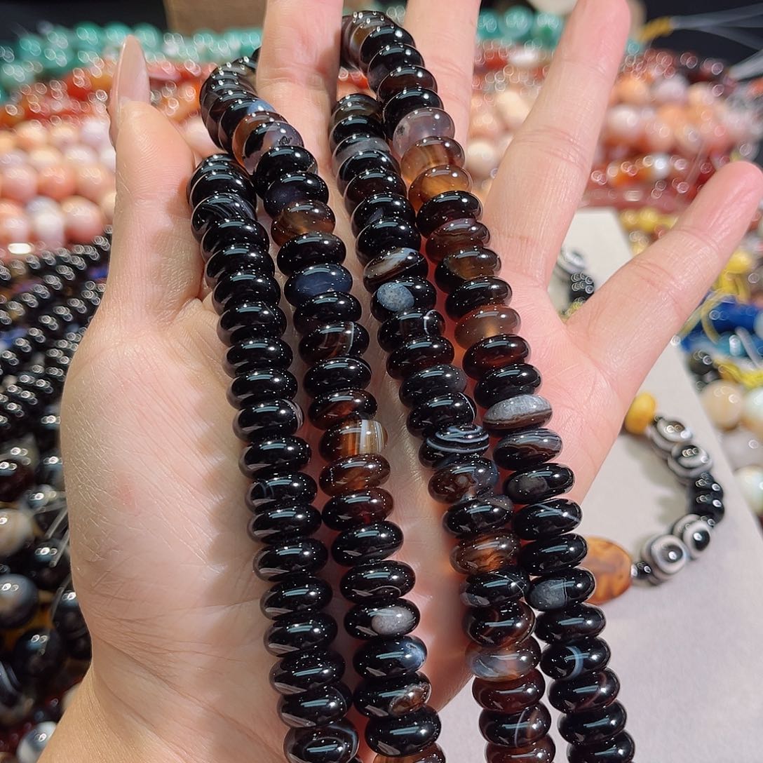 ****️玛瑙/玉髓未镶嵌珠宝半成品12mm黑玛瑙算盘一条