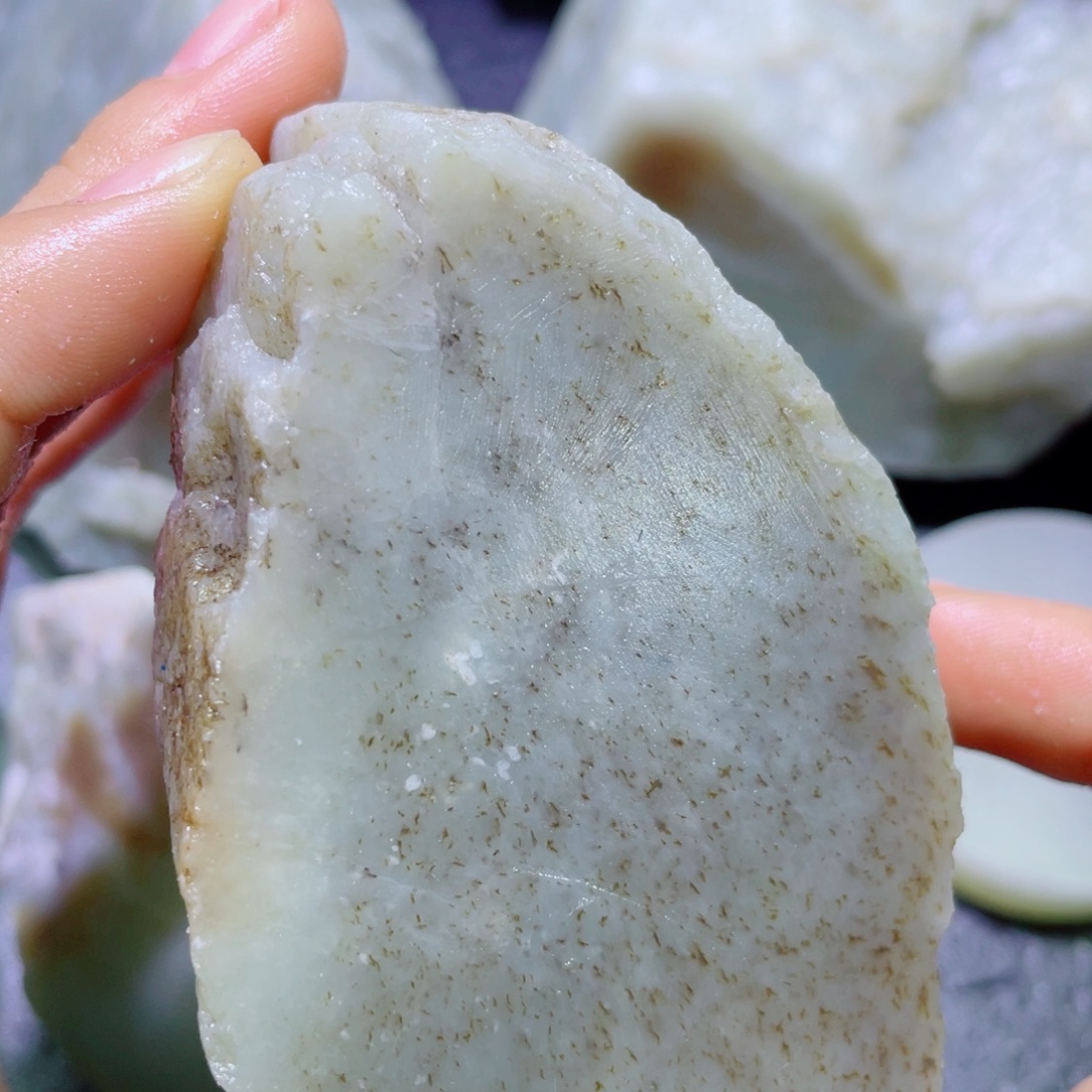 和田玉未镶嵌珠宝半成品