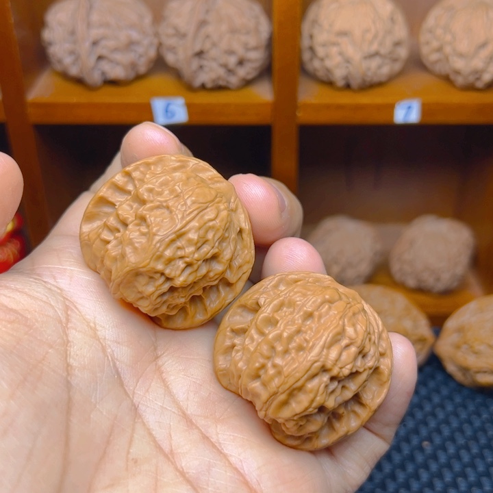 桃核把件39尺全品野狼