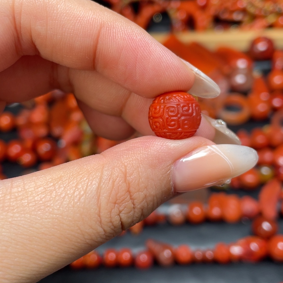 南红玛瑙未镶嵌颈饰3