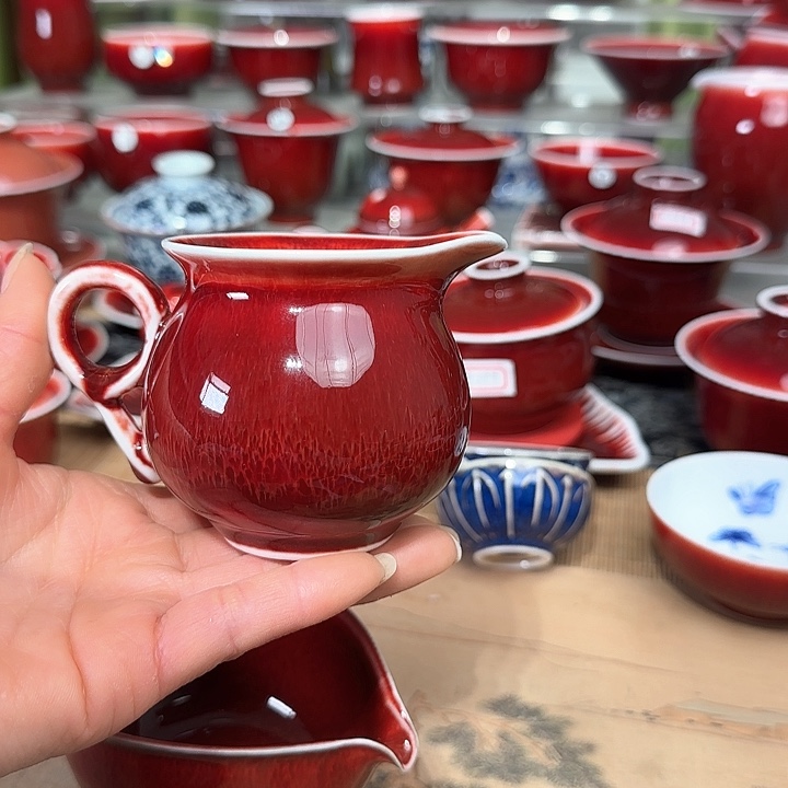 景德镇陶瓷红马坊公道杯