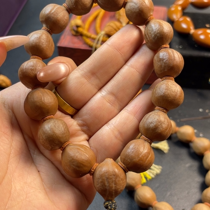 吊坠猴头核桃橄榄核