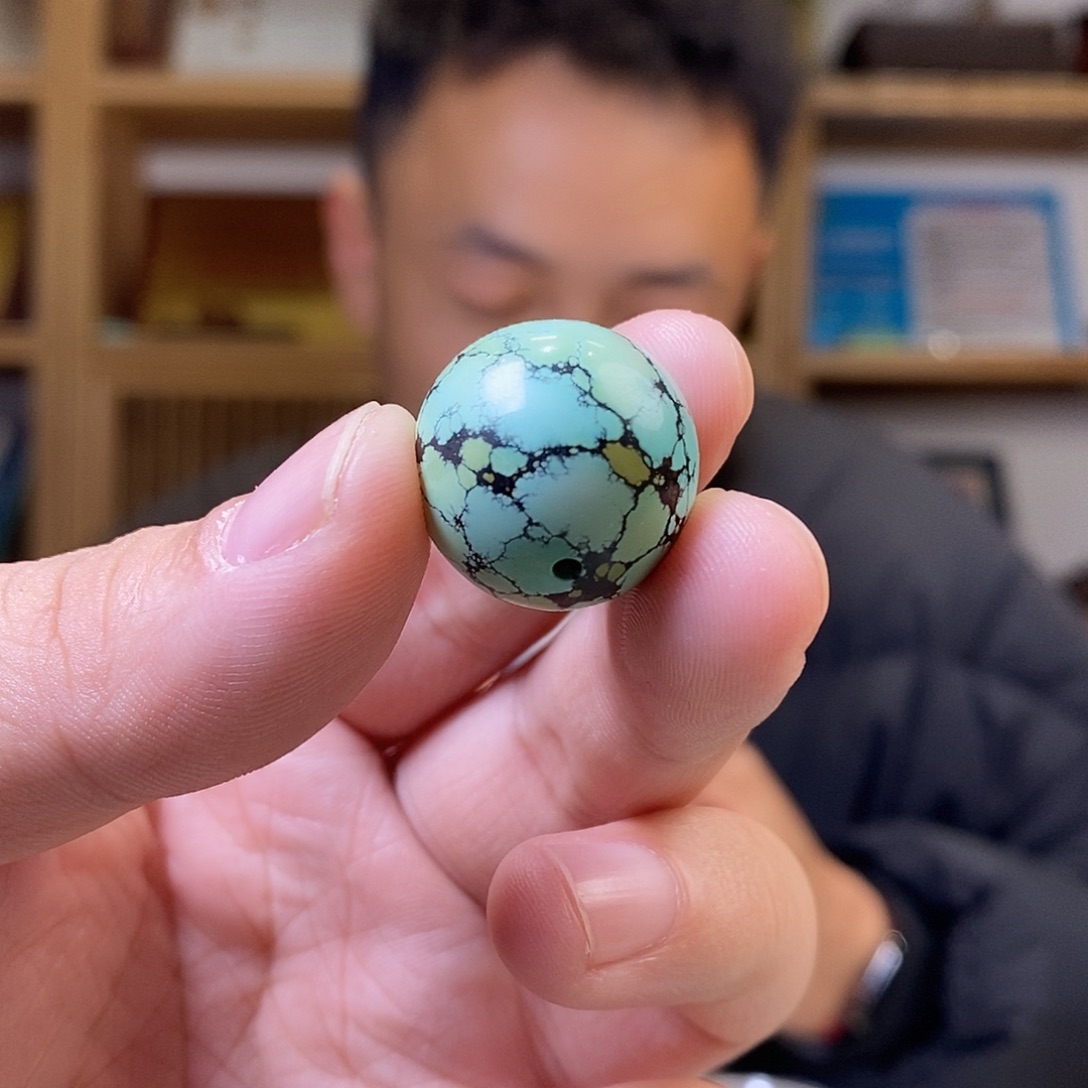 绿松石未镶嵌三彩圆珠