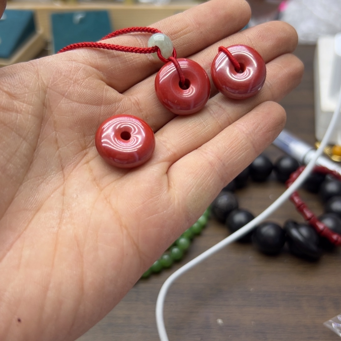 天然辰砂平安扣576发一