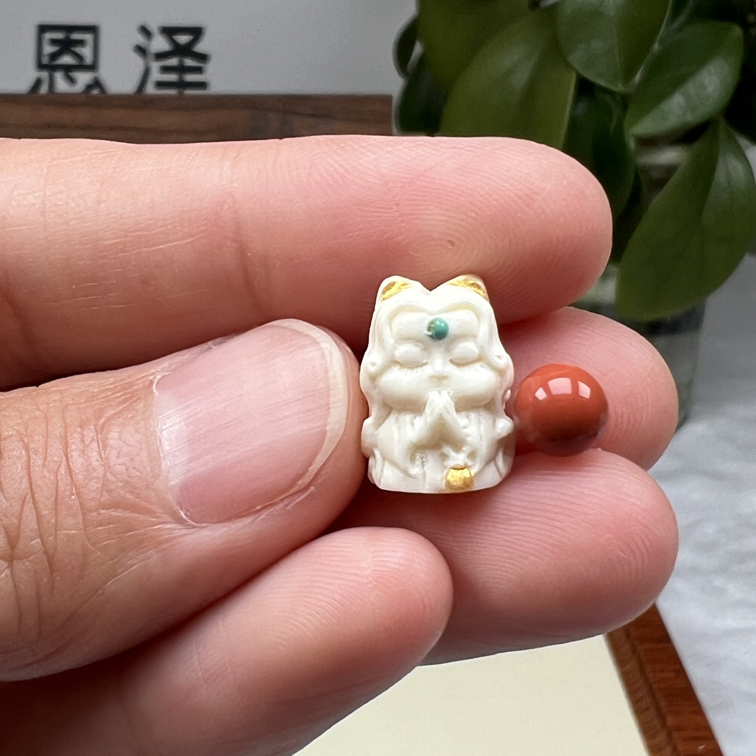 南红玛瑙雕刻未镶嵌